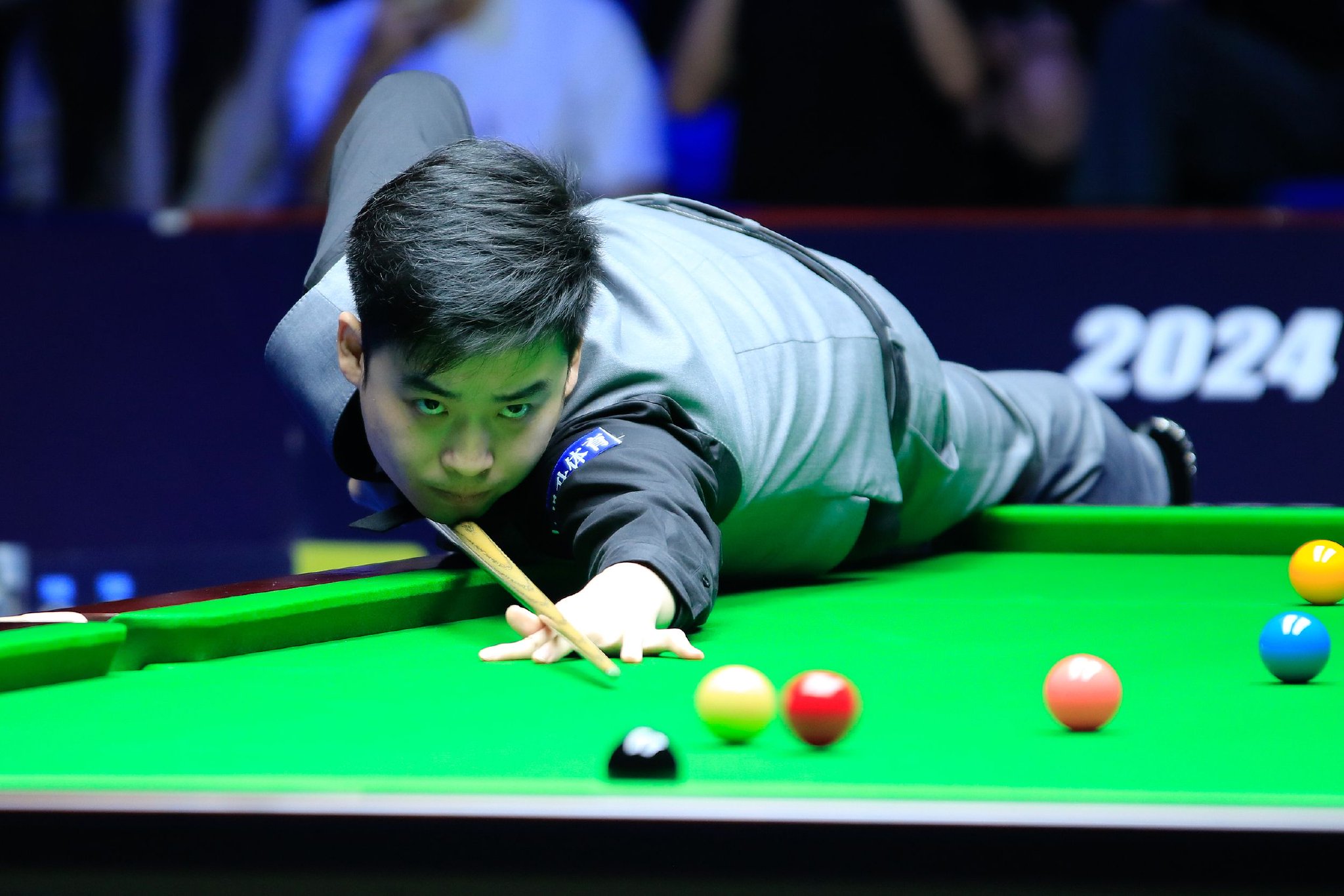 都通过社交 都通过社交