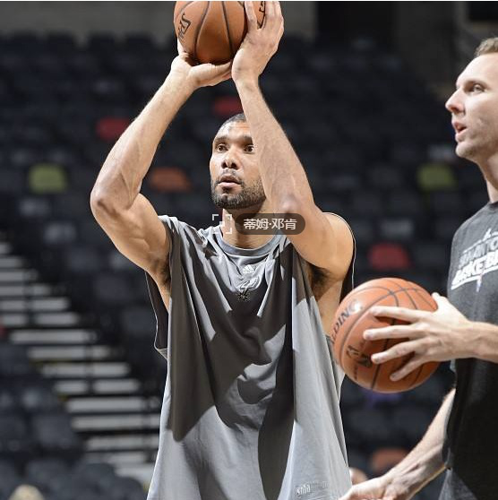 艺术家的亲 艺术家的亲