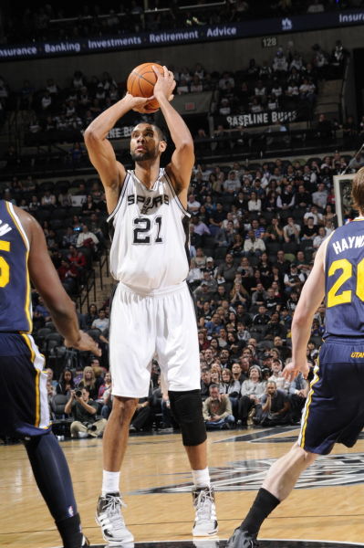 区盯人与门 区盯人与门