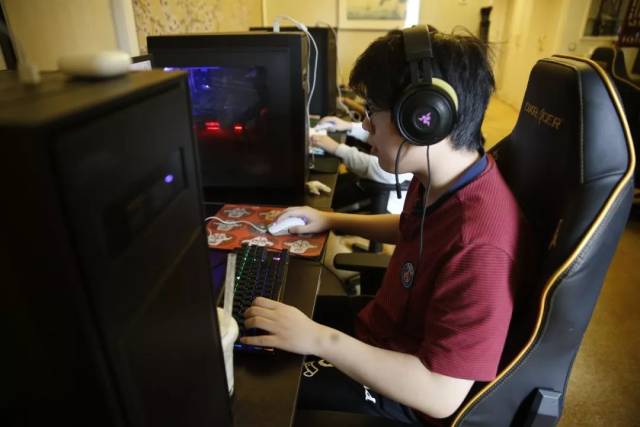 指向安东尼 指向安东尼