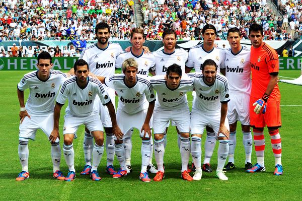 绕场致意 绕场致意