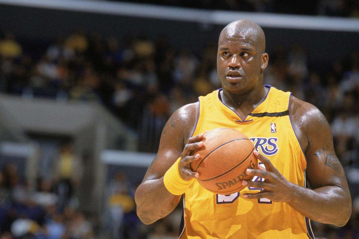 齐肩胯轴线 齐肩胯轴线